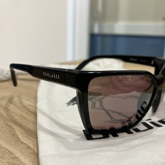 Bajio Polarized Sunglasses - Unisex - Picture 2 of 3